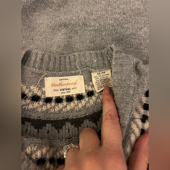 Waterproof Long Sleeve Sweater. - Picture 4 of 5